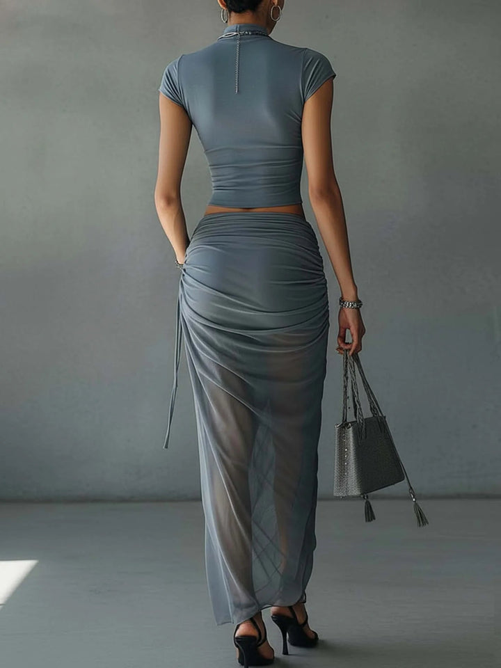 Ensemble de T-Shirt Court Bleu et Jupe Drapée en Tulle Transparent