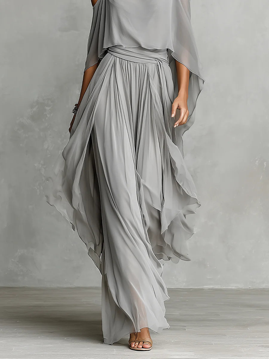 Ensemble en chiffon gris avec débardeur fluide et pantalon à épaules dénudées