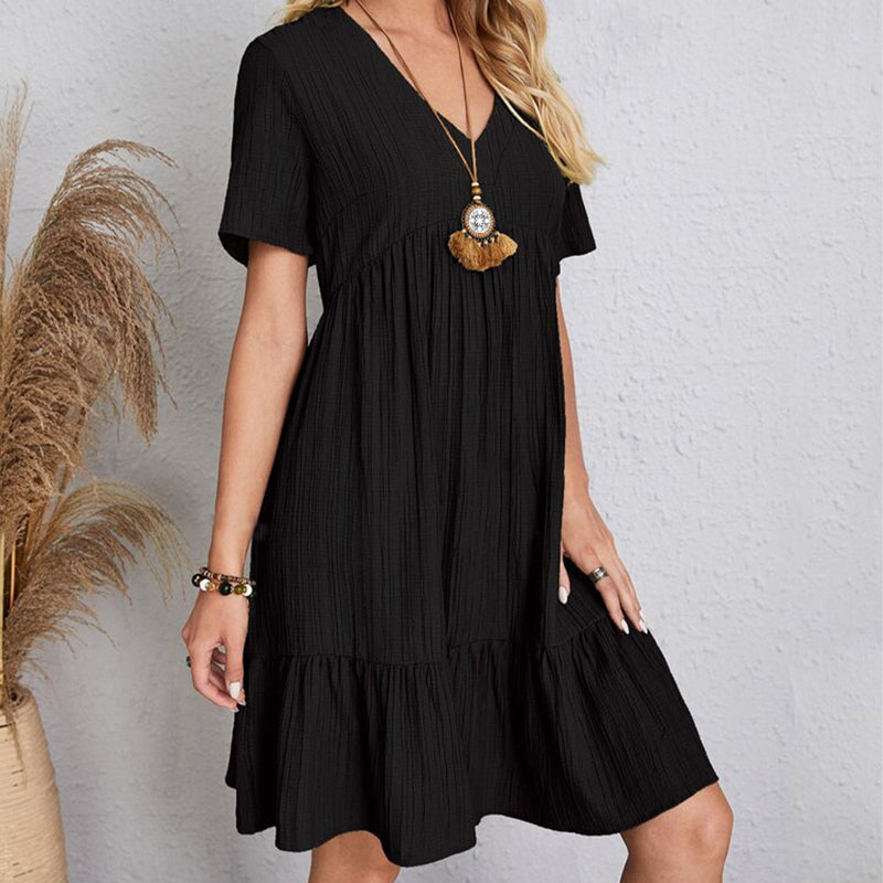 Carmen | Robe courte bohémienne à silhouette fluide avec décolleté en V