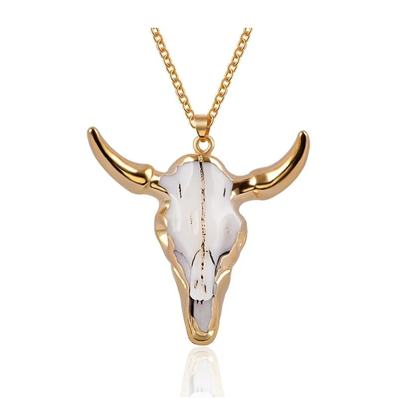 Collier en marbre doré avec taureau