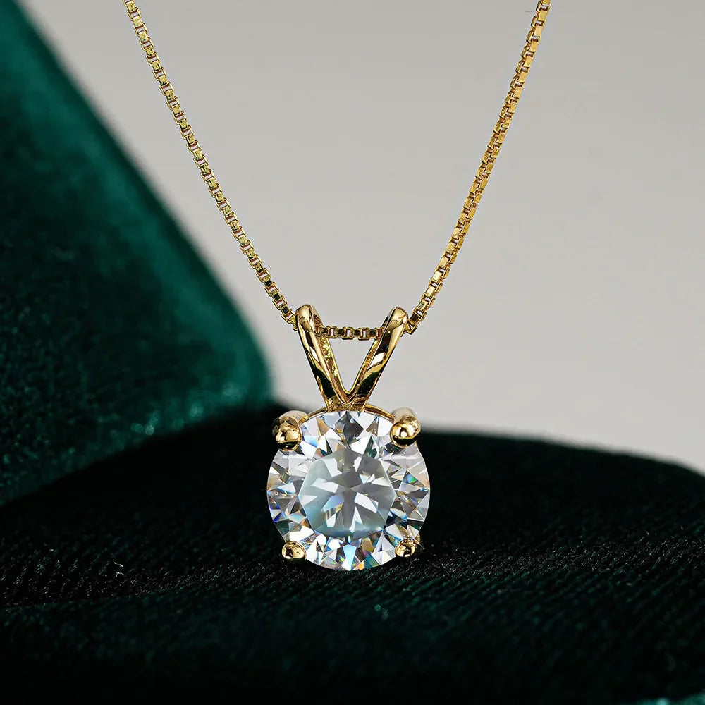PENDENTIF EN MOISSANITE
