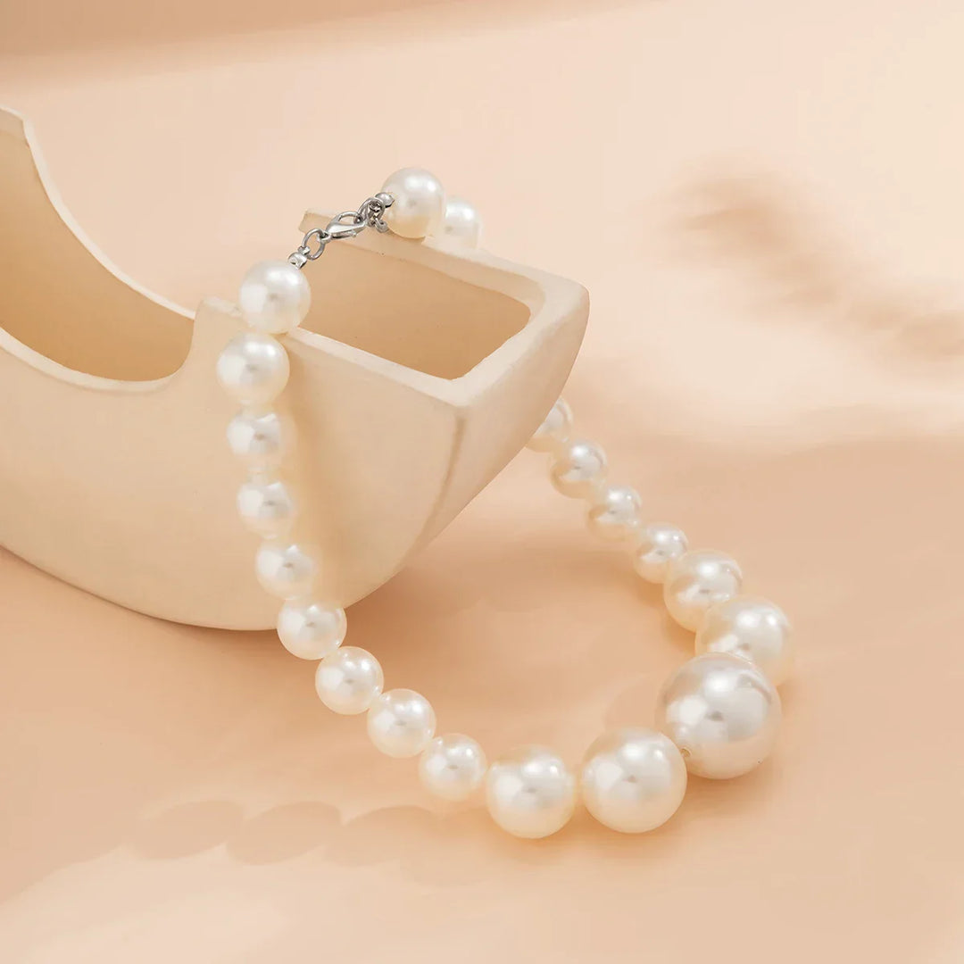 Collier ras-du-cou Selene en perles graduées