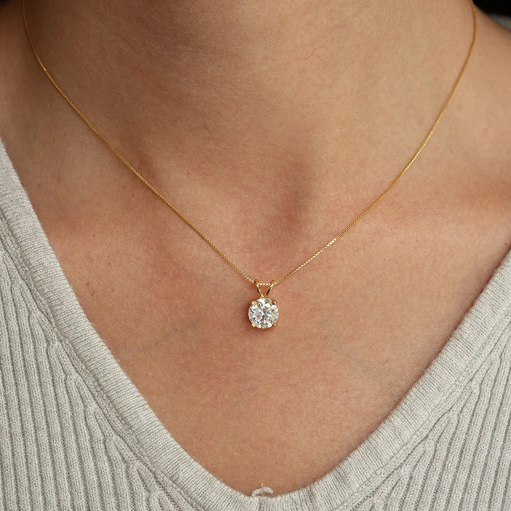 PENDENTIF EN MOISSANITE