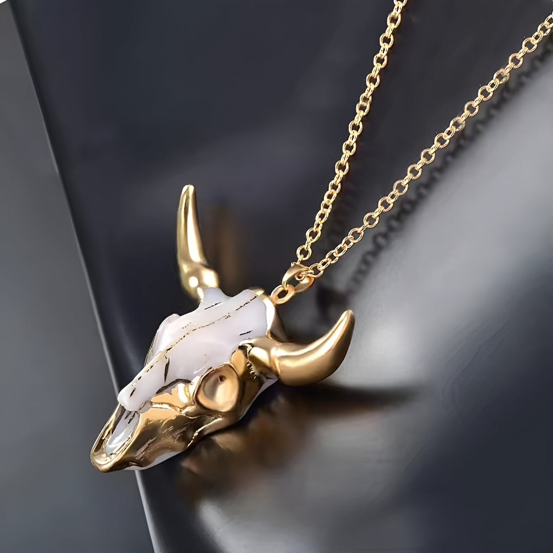 Collier en marbre doré avec taureau