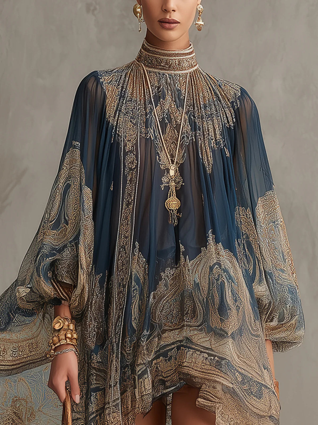 Robe Mini en Chiffon Irregulaire à Col Haut avec Imprimé Baroque Bleu Marine