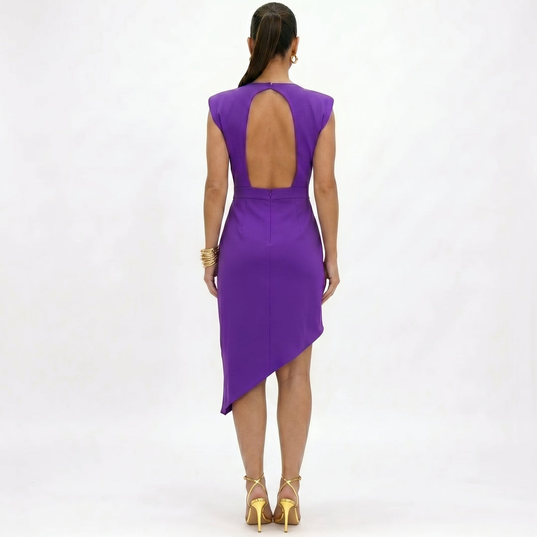 Auvelle | Robe Asymétrique aux Épaules Structurées